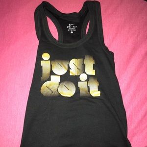 Workout tank top
